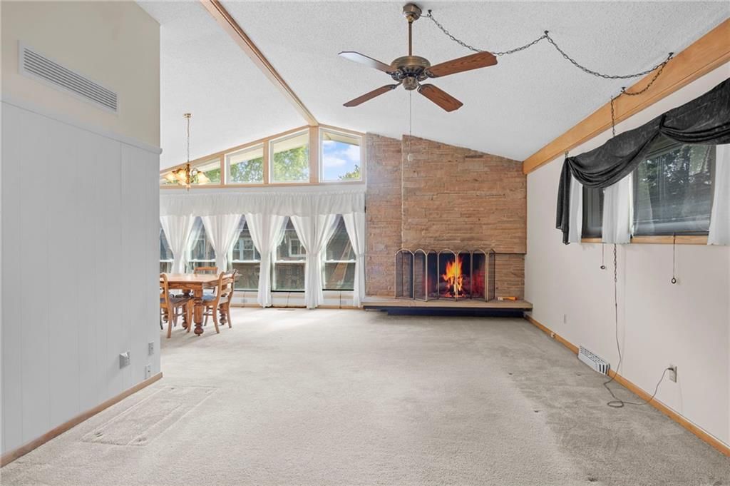 1720 Linden Lane — photo 7