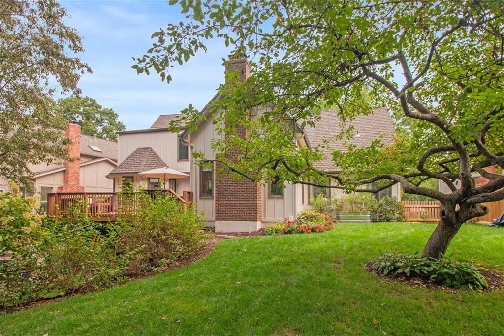 203 NE Shoreview Drive — photo 35