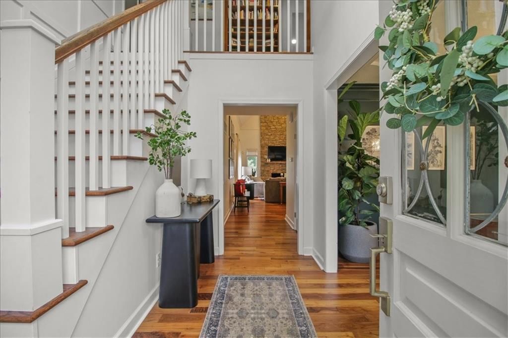 203 NE Shoreview Drive — photo 10