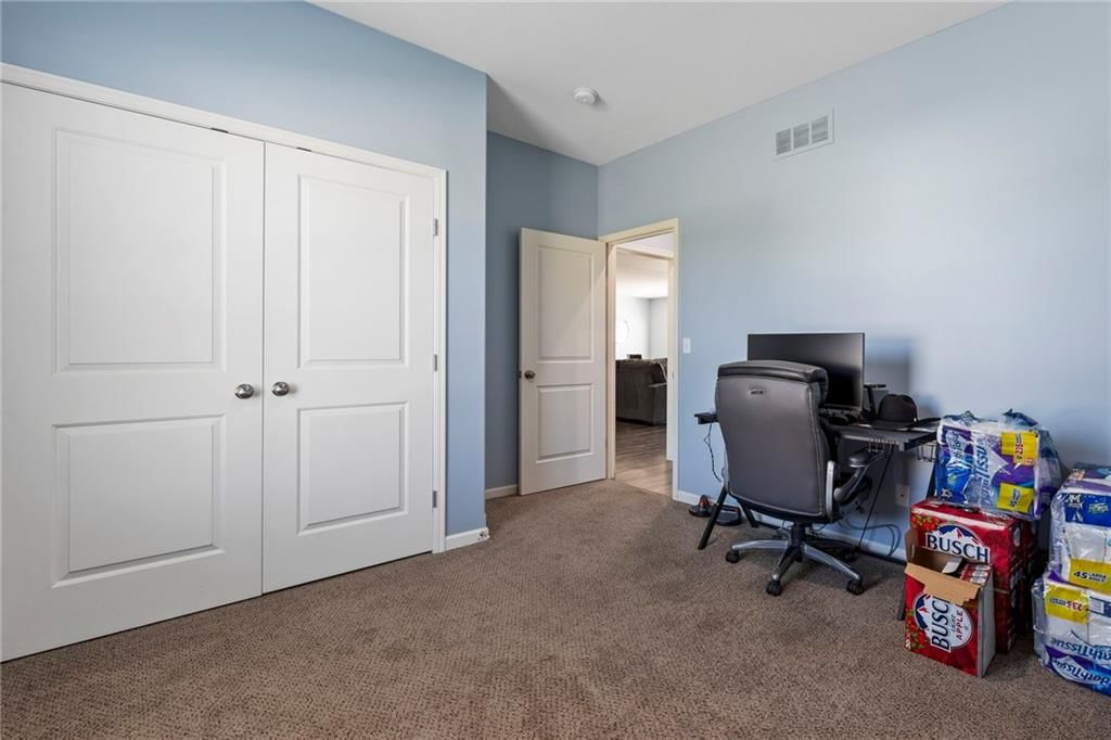 21904 Crystal Avenue — photo 21