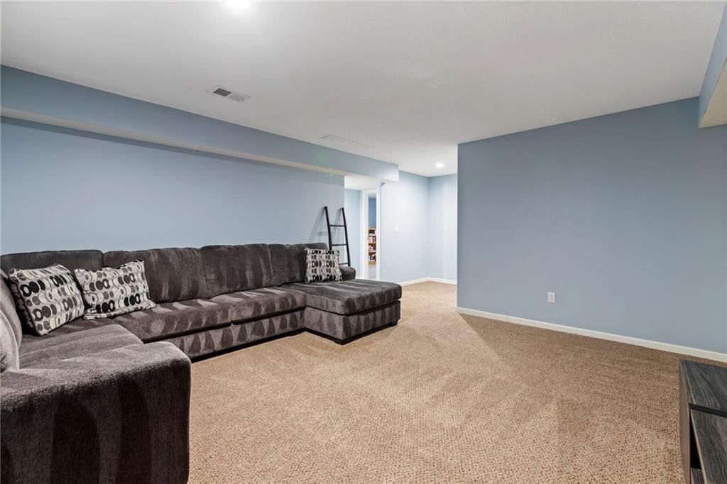 21904 Crystal Avenue — photo 24