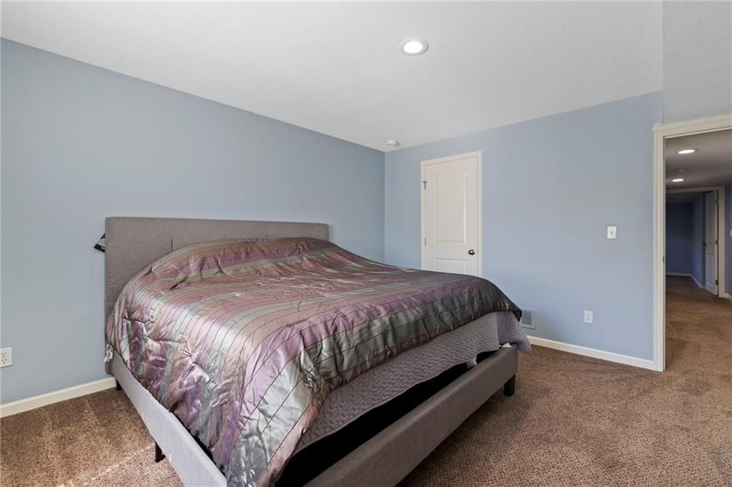 21904 Crystal Avenue — photo 30