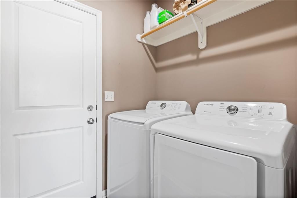 21904 Crystal Avenue — photo 32