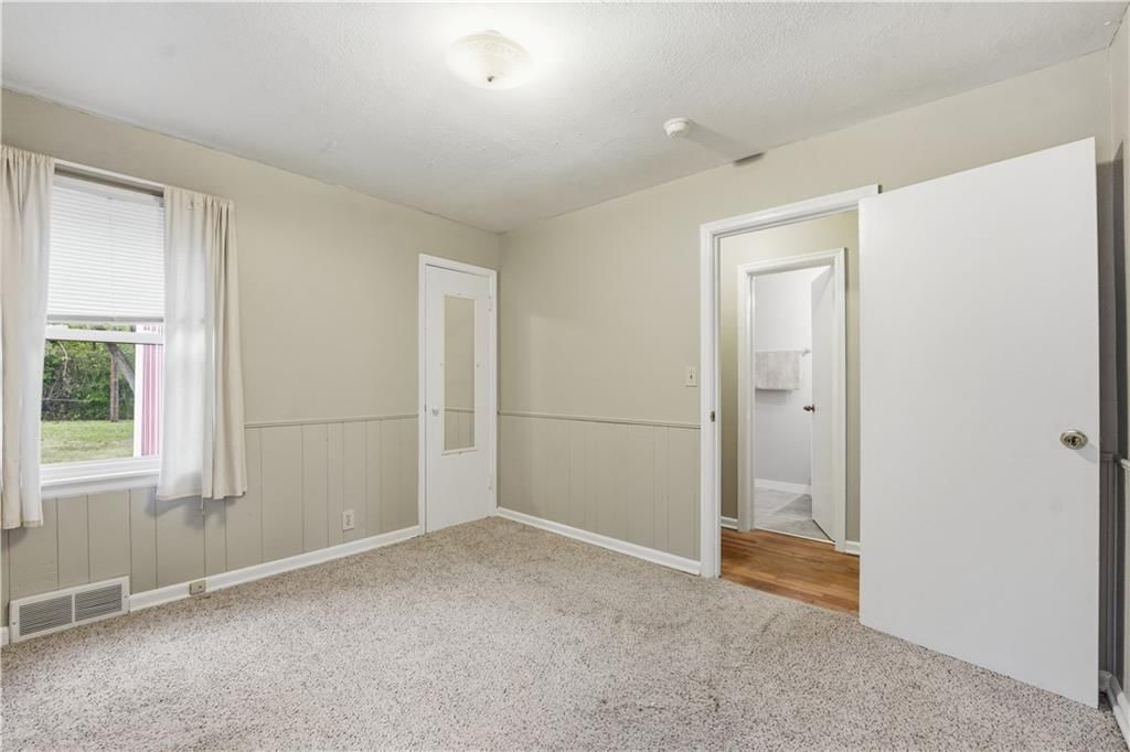 7308 W 75th Street — photo 15