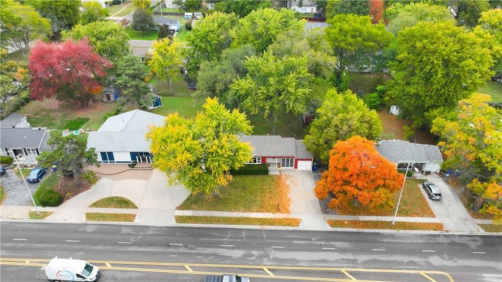 7308 W 75th Street — photo 30
