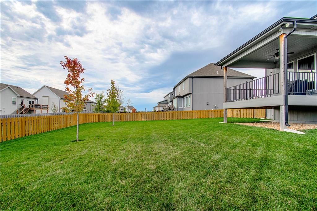 2023 SW Farm Field Lane — photo 31