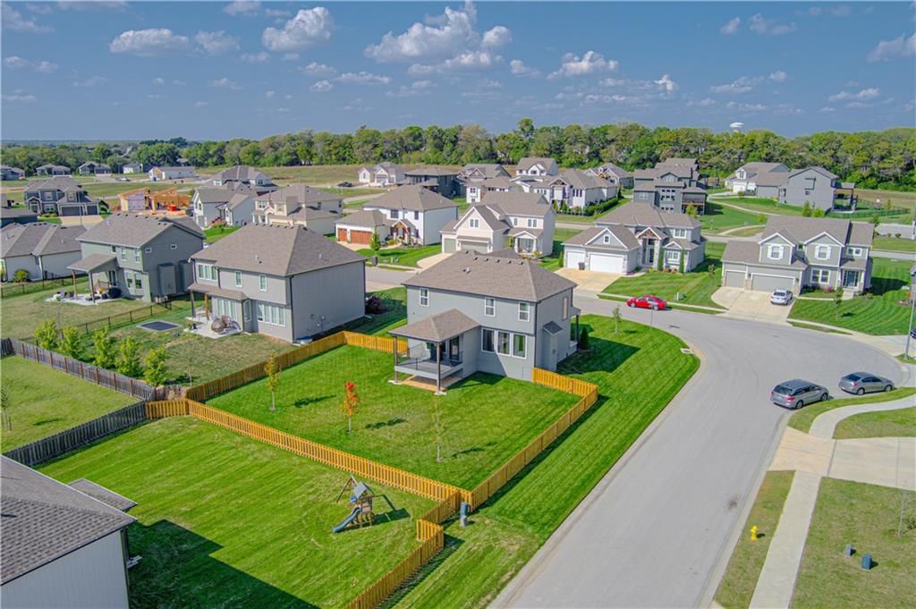 2023 SW Farm Field Lane — photo 42