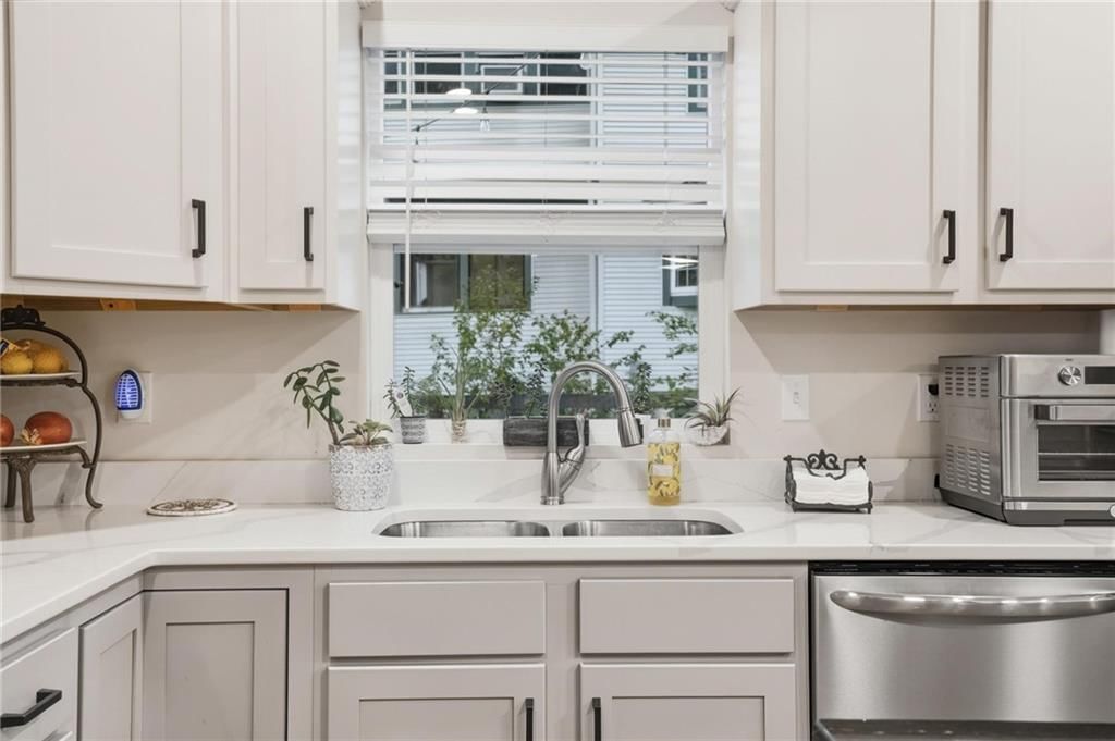 309 S Maple Street — photo 8
