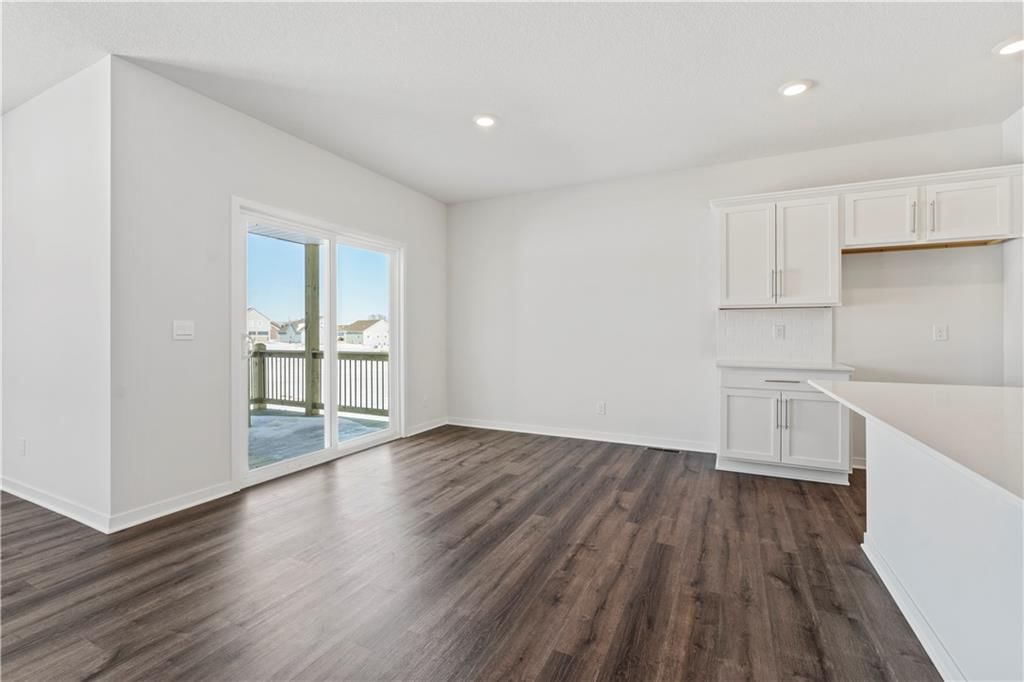 2202 Creek View Lane — photo 12