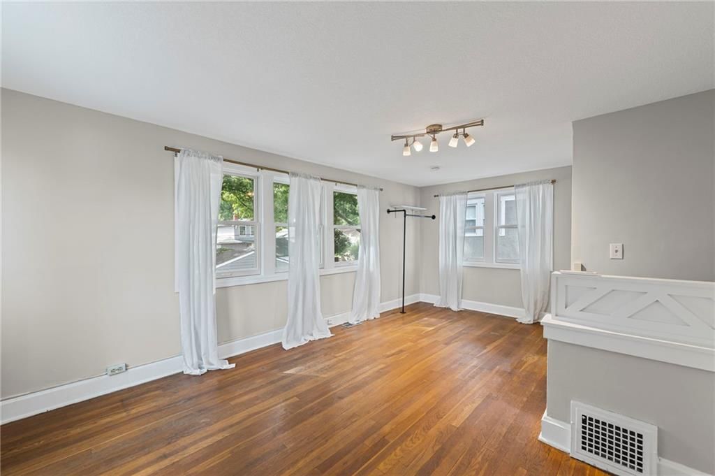 635 E 61ST Street — photo 13