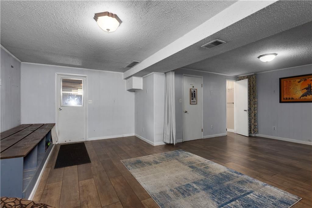 2410 Briarcliff Avenue — photo 18