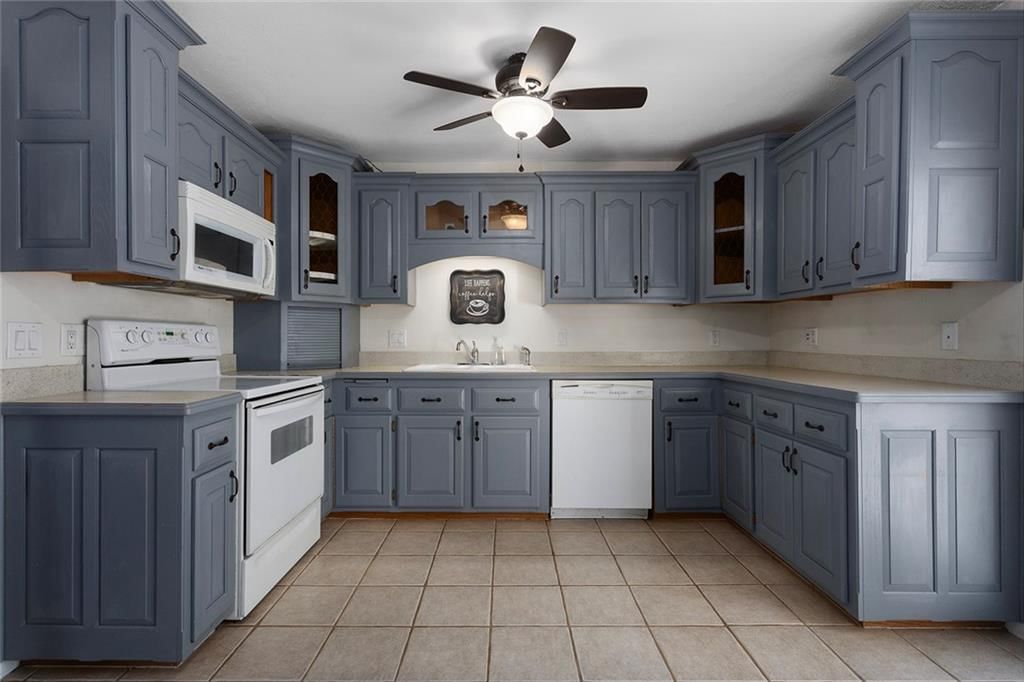 2410 Briarcliff Avenue — photo 3