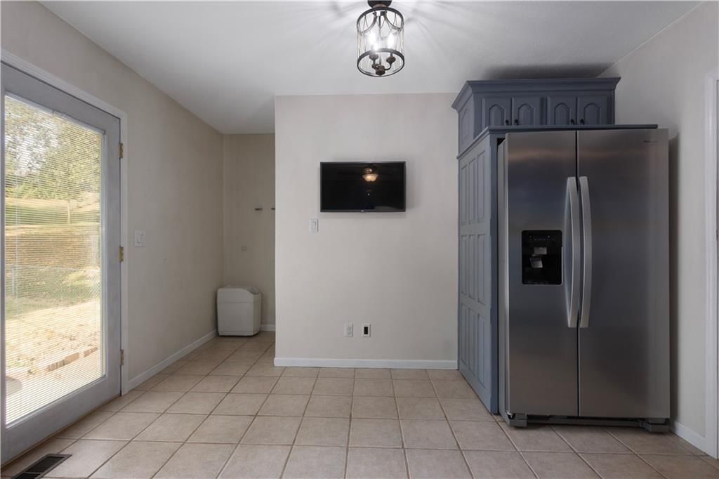 2410 Briarcliff Avenue — photo 5