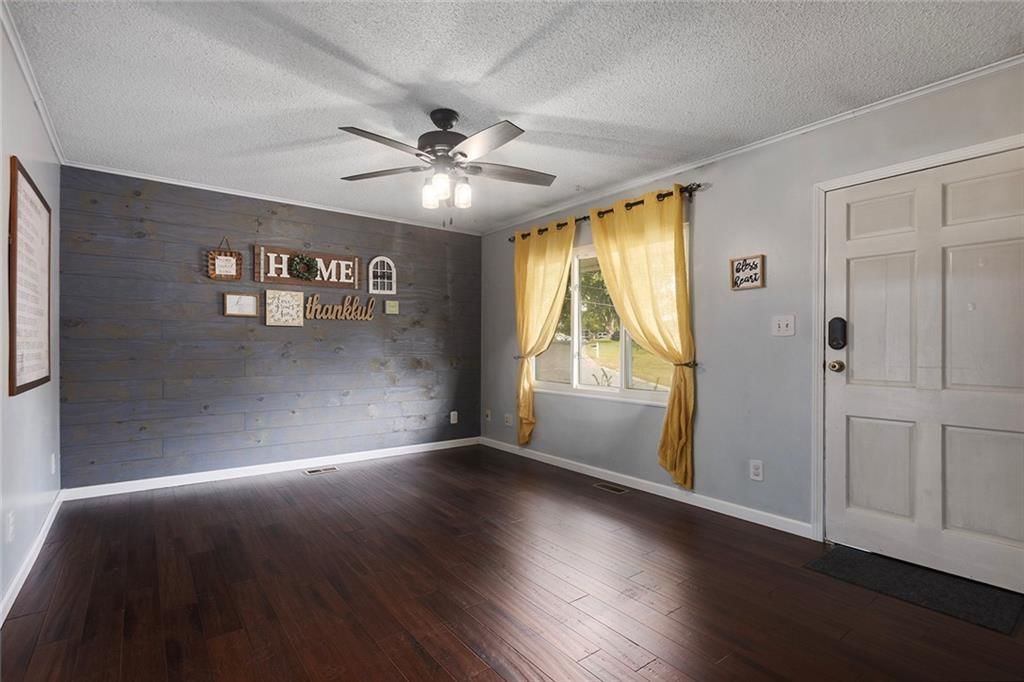 2410 Briarcliff Avenue — photo 7