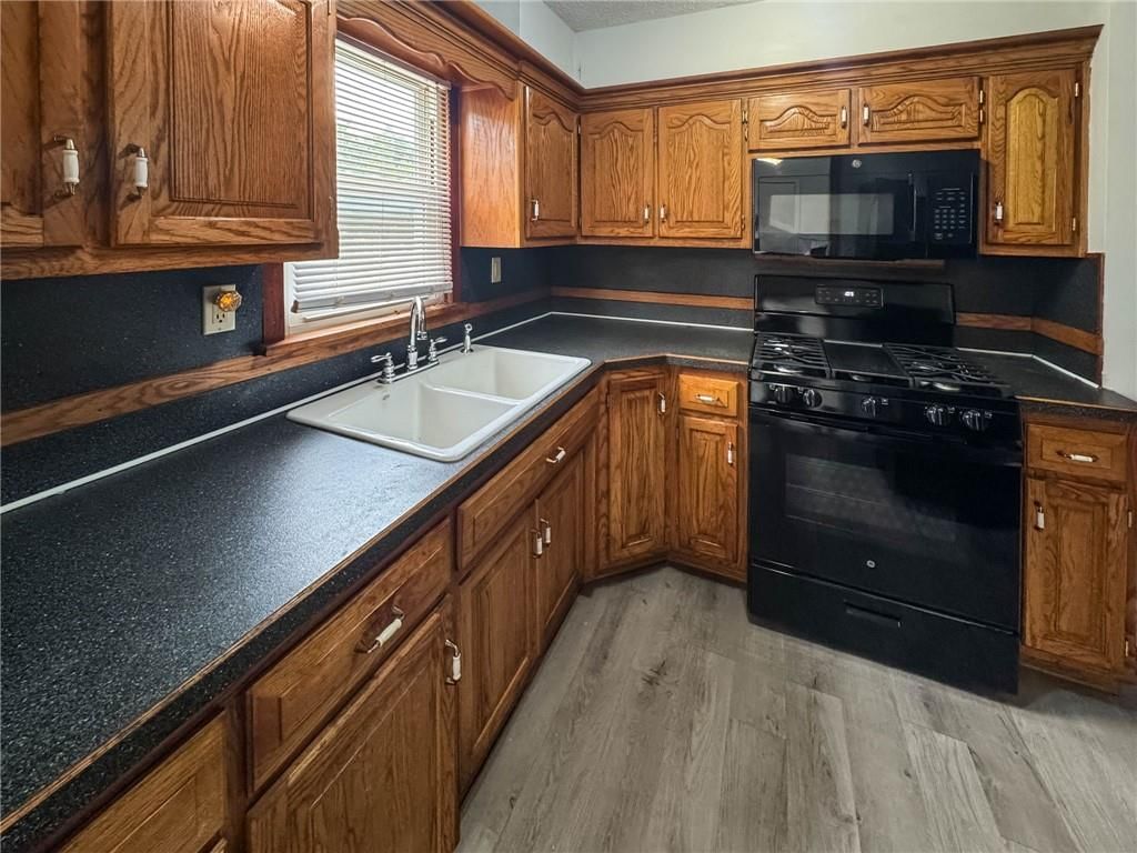 3920 N Lister Avenue — photo 8