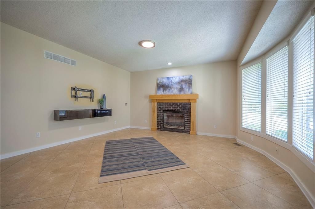 4420 Anderson Street — photo 12