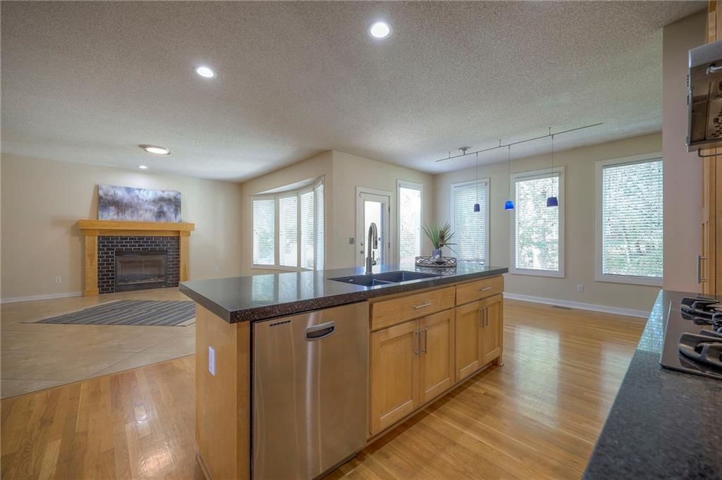4420 Anderson Street — photo 16