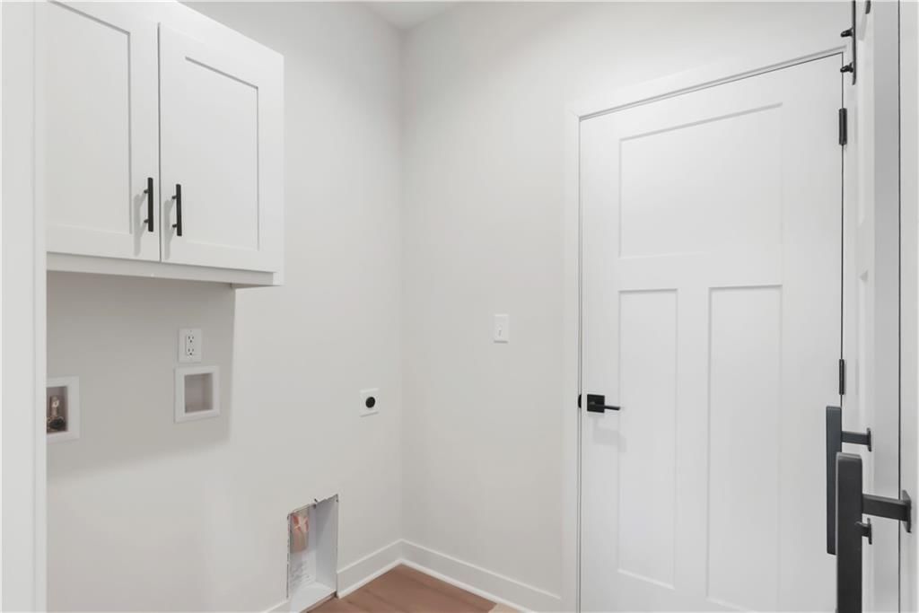 2021 Riverstone Drive — photo 25
