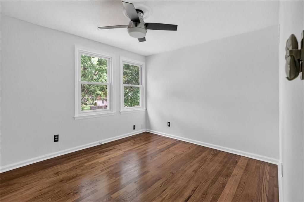 9804 W 100th Terrace — photo 23