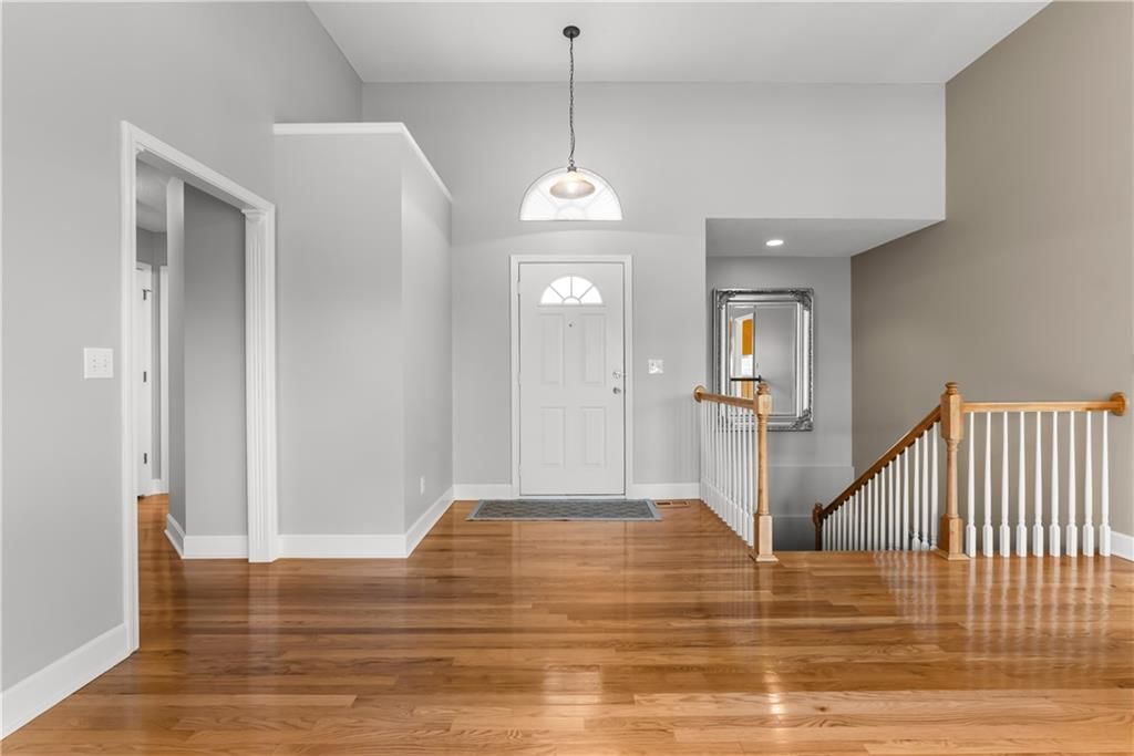 2413 NE Old Paint Road — photo 6