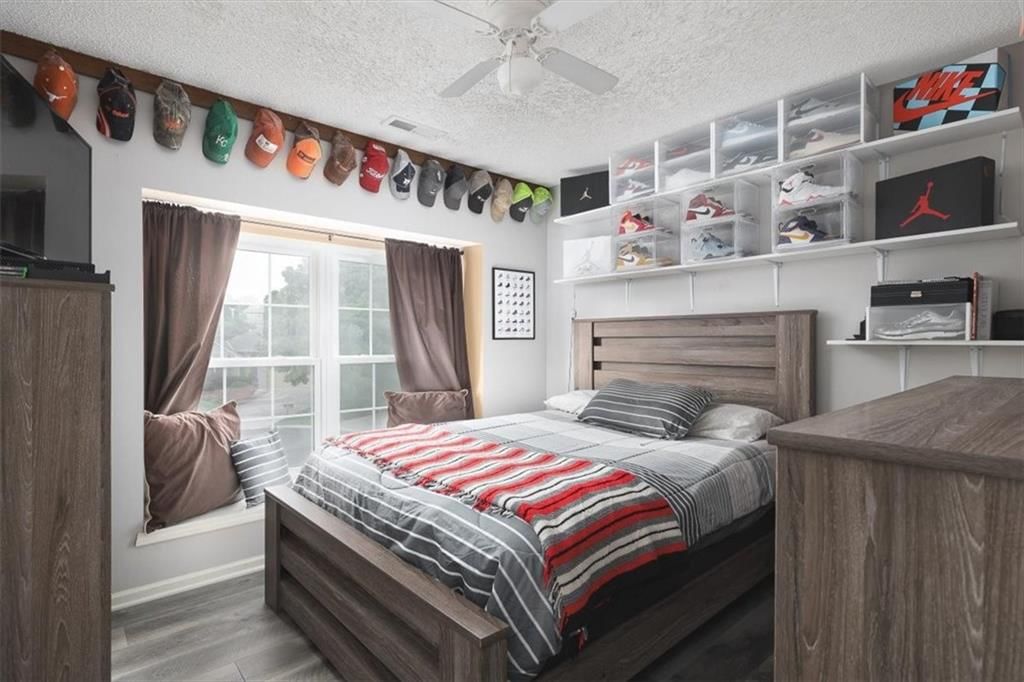 1406 NE Hunters Court — photo 19