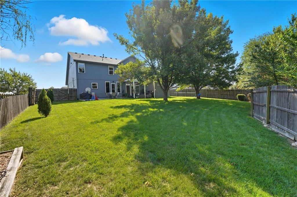 928 Hedge Apple Place — photo 48