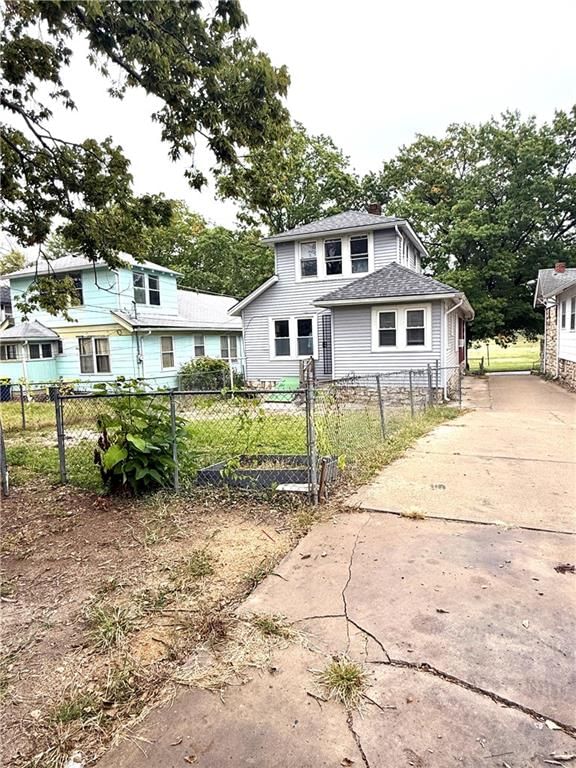 5216 Brooklyn Avenue — photo 26