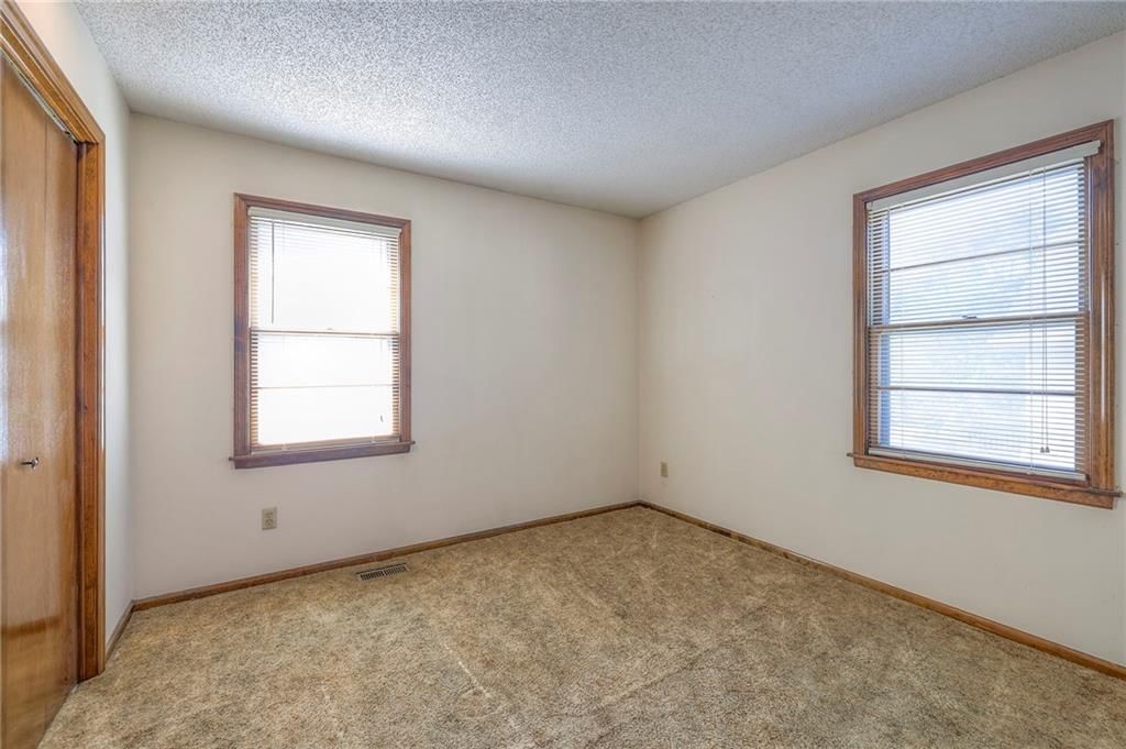 16319 W 124th Street W — photo 23