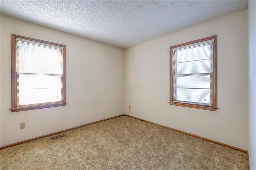 16319 W 124th Street W — photo 24
