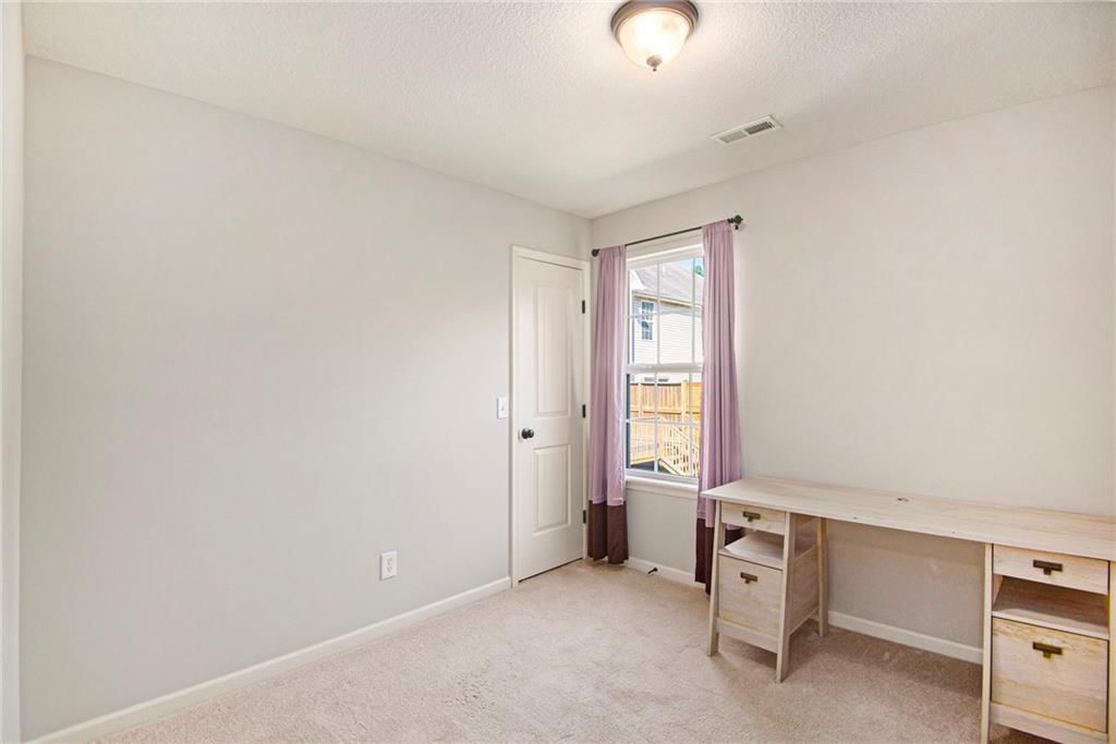 4031 N Hardesty Avenue — photo 17