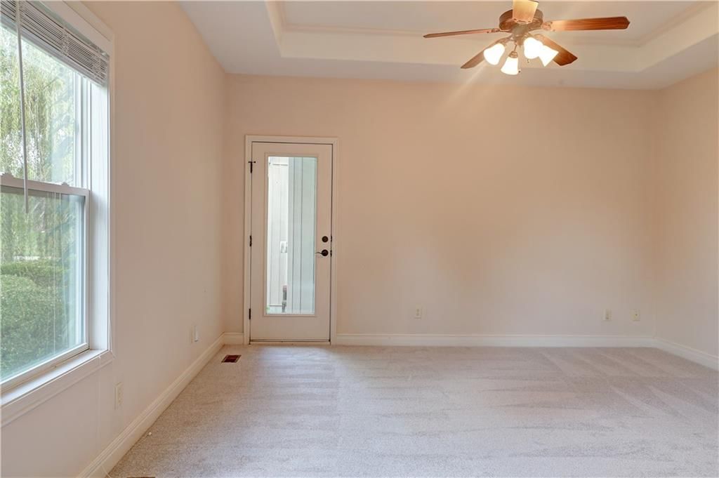 2110 NE Colonnade Avenue — photo 20