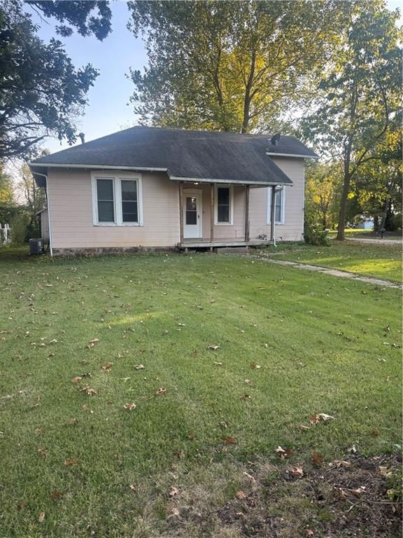 500 E Park Street, Pleasanton, KS