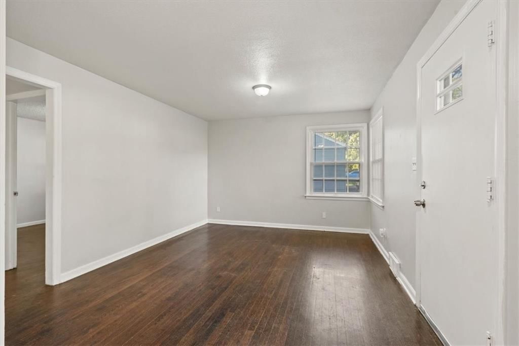 5529 Hunter Street — photo 4