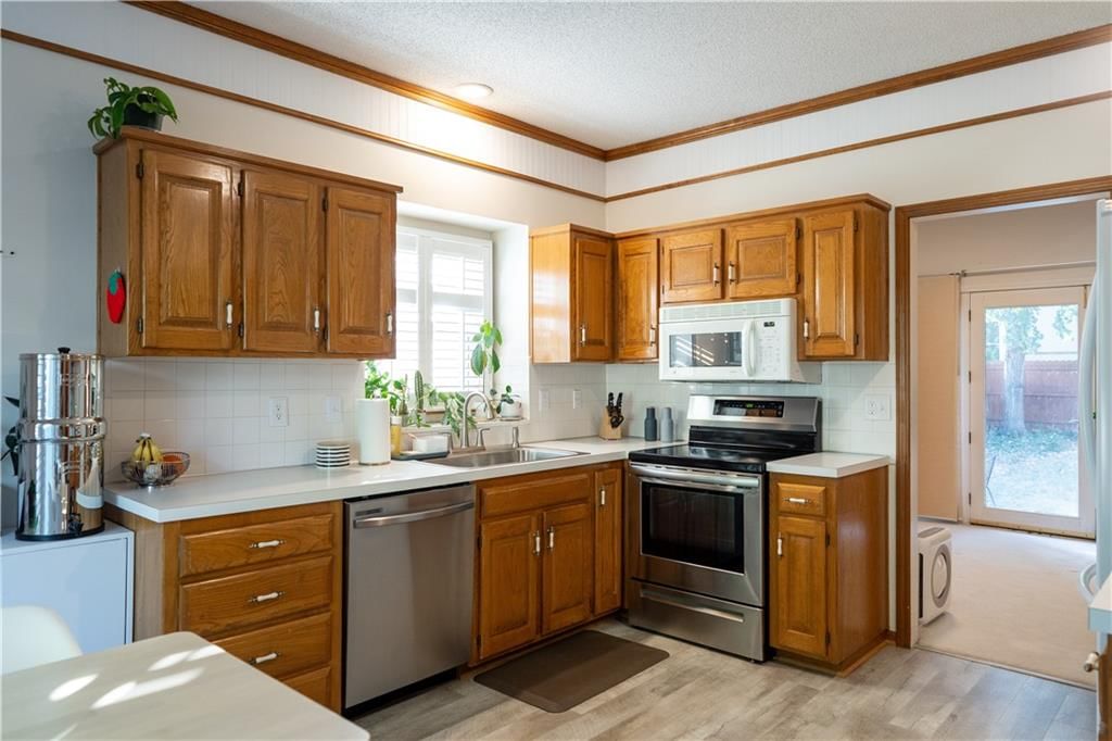 11920 Grandview Street — photo 11