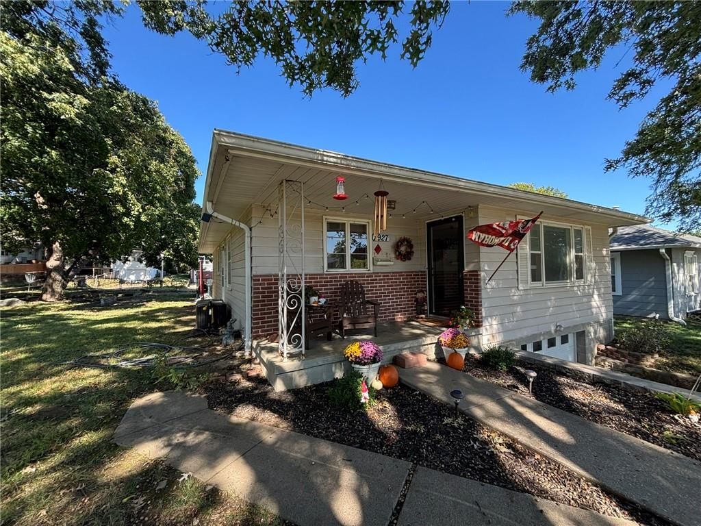 2927 Duncan Street — photo 4