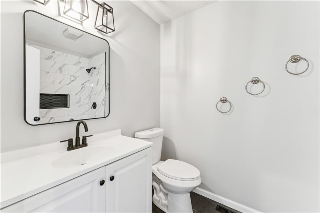 949 SW Daney Drive — photo 24