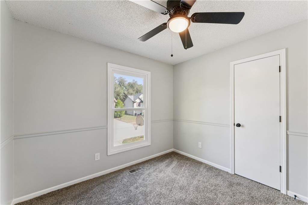 949 SW Daney Drive — photo 30