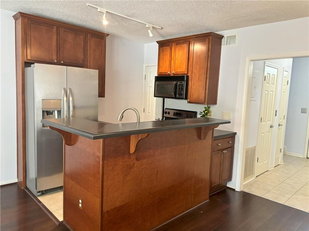 4160 Roanoke Road — photo 3