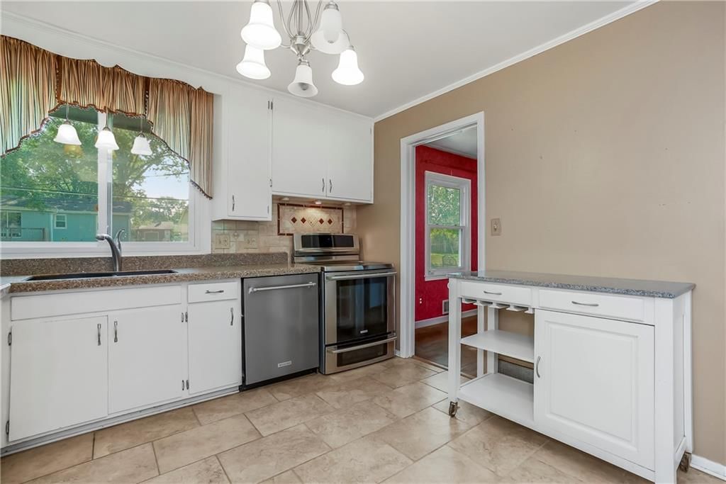 7305 Robinson Street — photo 6