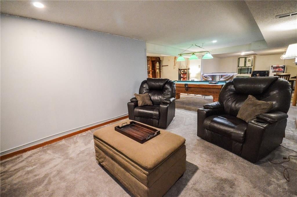 4012 NW Delwood Court — photo 28