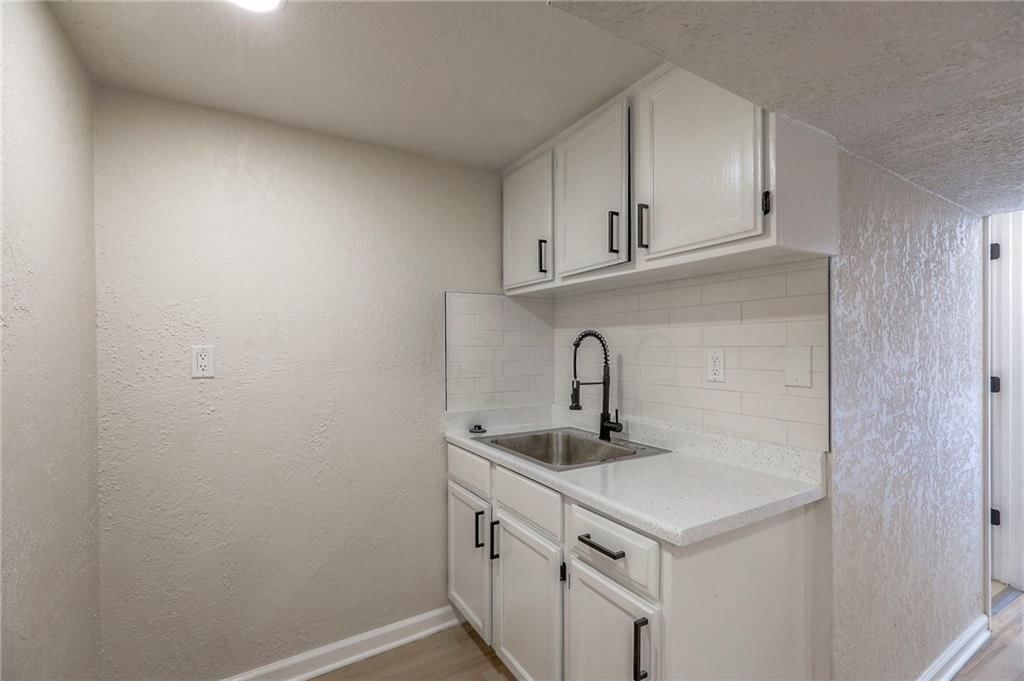 1124 NE Davidson Court — photo 24