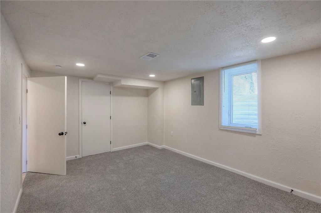 1124 NE Davidson Court — photo 26