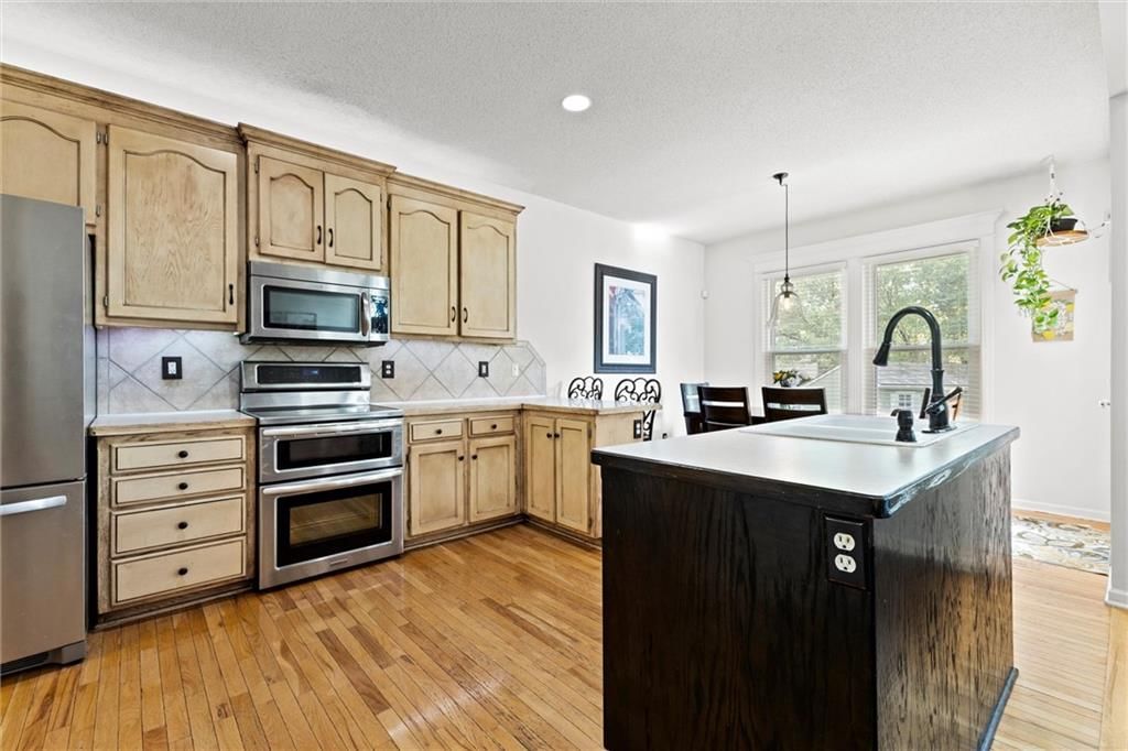 18509 Spruce Street — photo 6