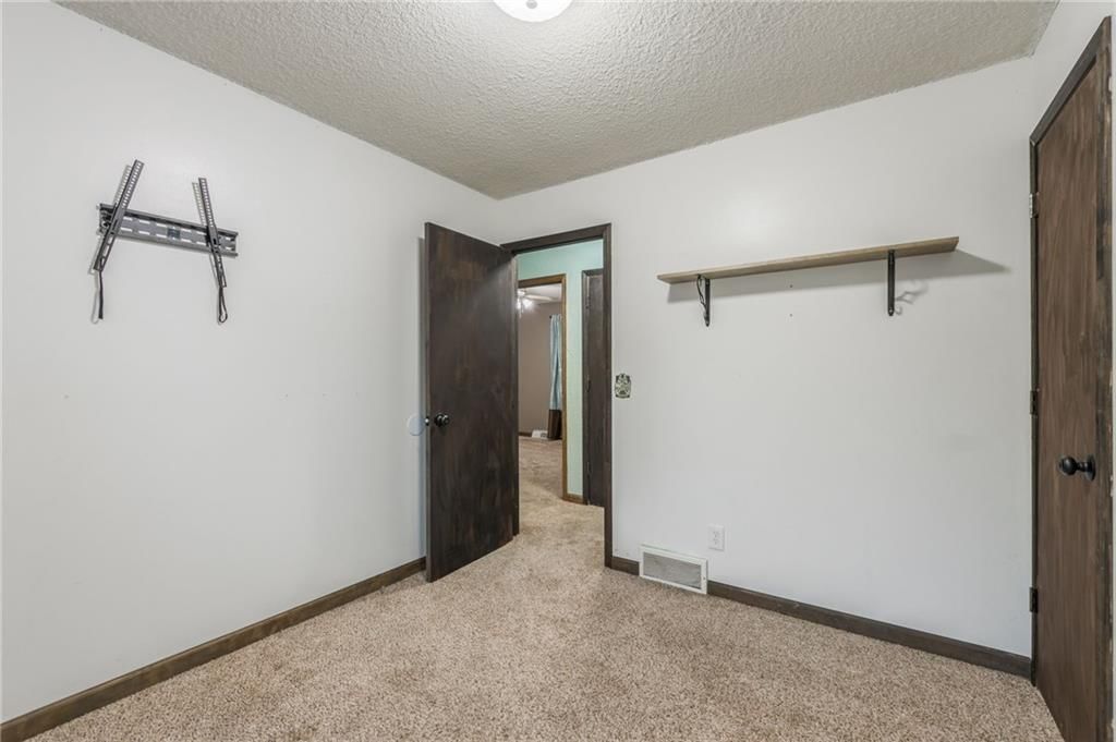 177 S Holt Street — photo 29