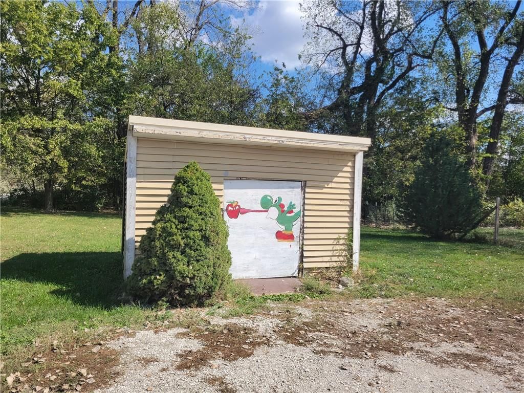 1260 Lafayette Drive — photo 2