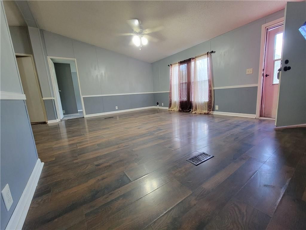 1260 Lafayette Drive — photo 4