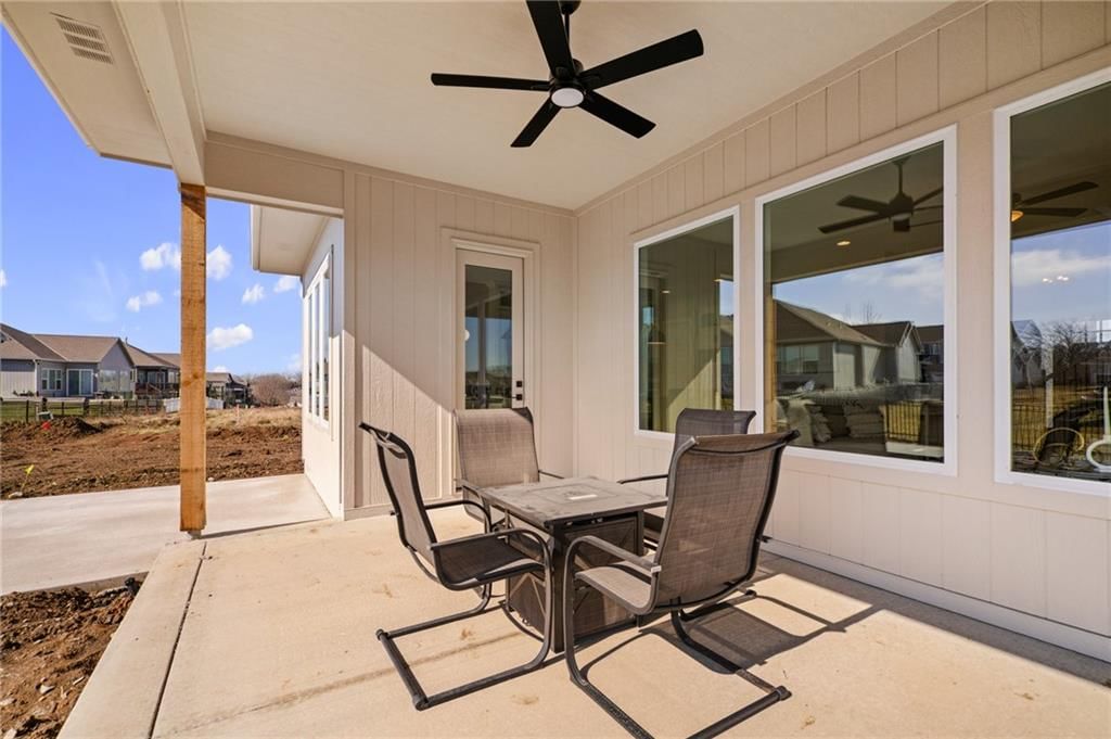 25033 W 141st Terrace — photo 42