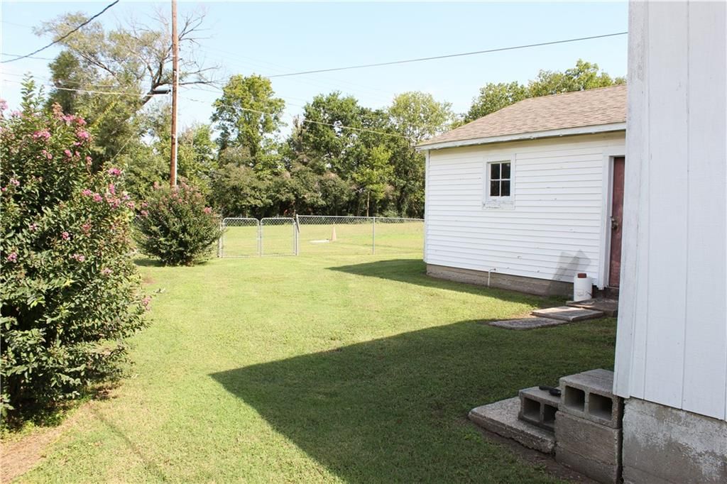 1328 W Martin Street — photo 25