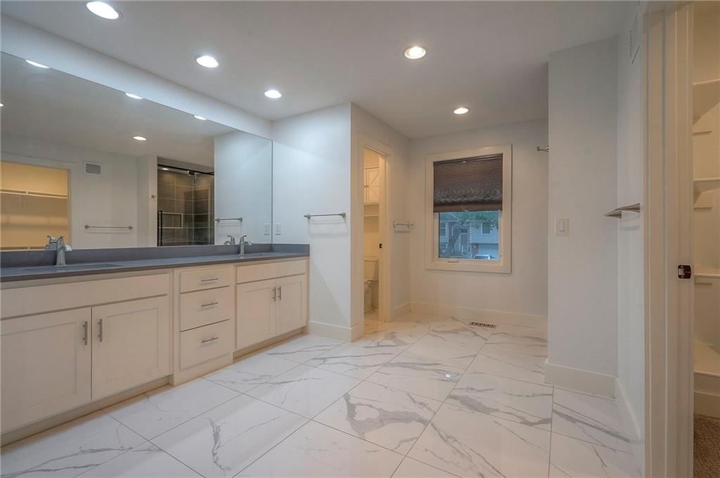 14129 S Locust Street — photo 38