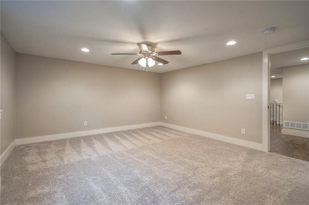14129 S Locust Street — photo 59
